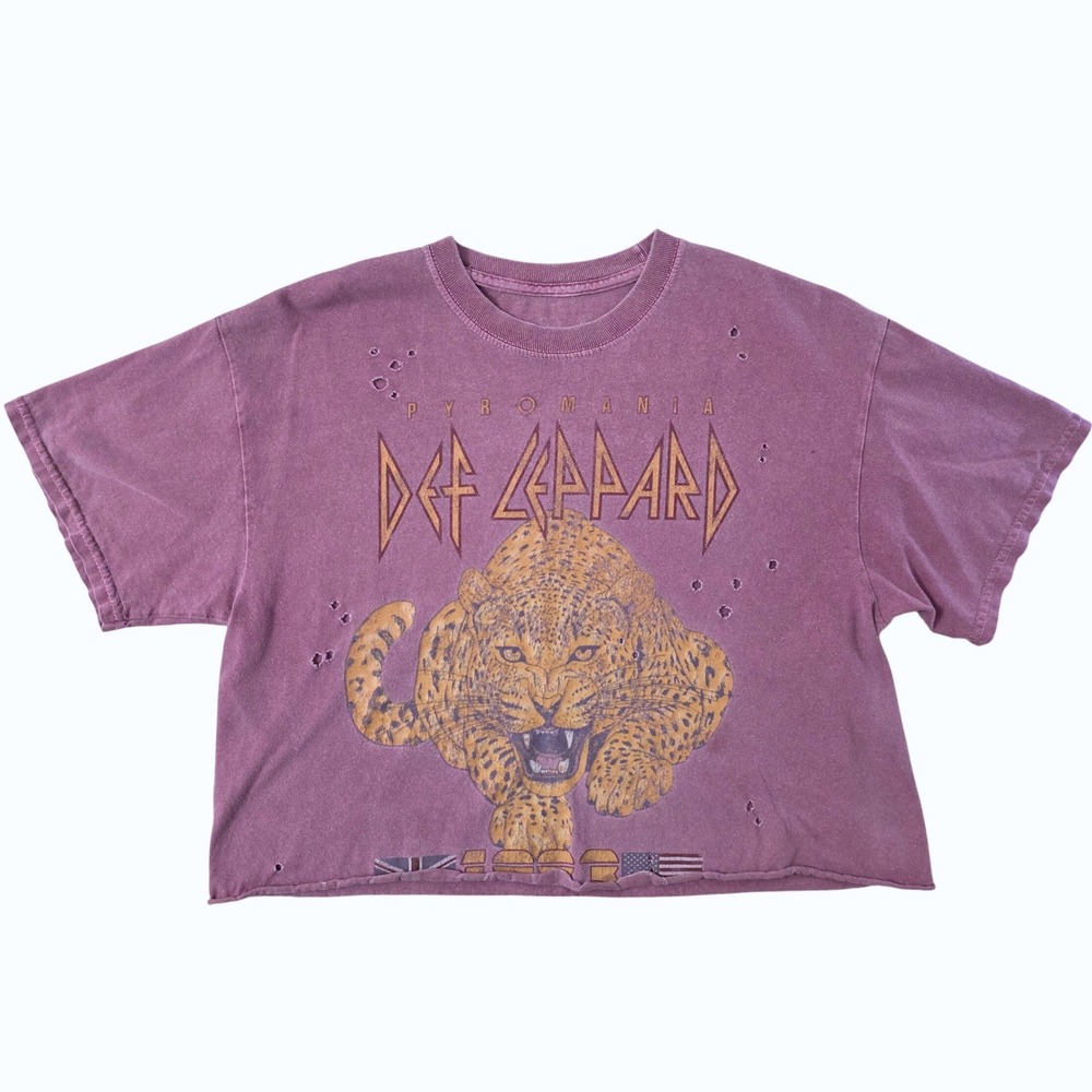 Womens Cropped Distressed Def Leppard Graphic Top Sz S/M Rock Festival T Shirt